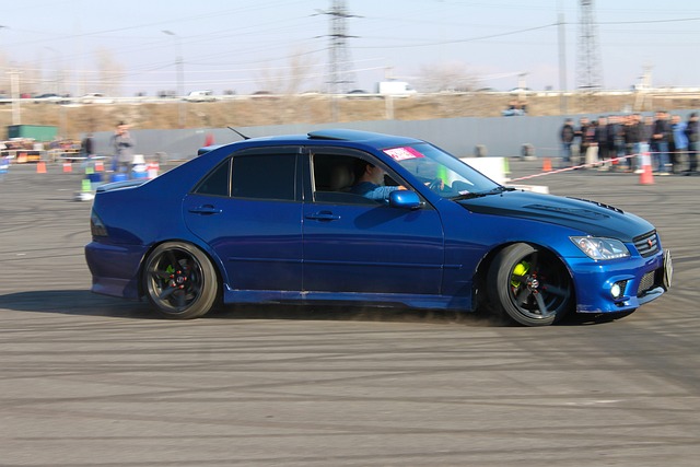 时不被轻易 时不被轻易